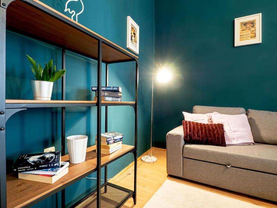 Sunshine Apartment - With Garage บูดาเปสต์ ภายนอก รูปภาพ